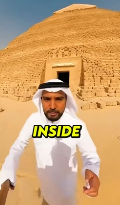 S2504004_A HUGE Python Stole My Dog In The Pyramids PART 2
