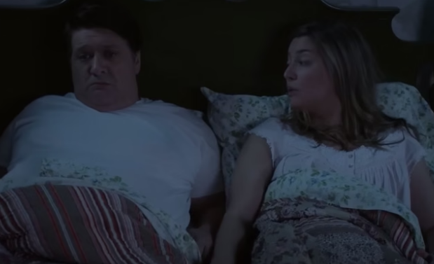 F1206003_Treating Your Daughter to a Lobster Dinner |Cre: Young Sheldon FULL VIDEO