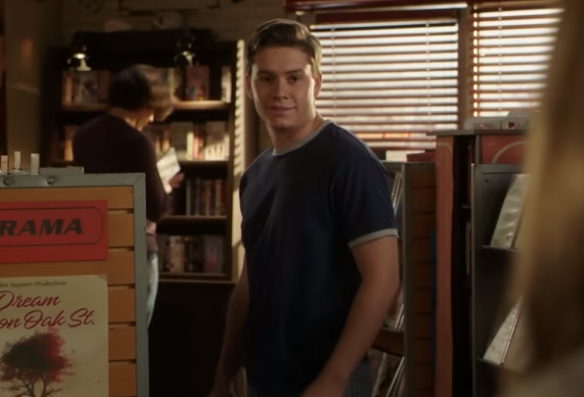 F1206007_Dad Shuts Down Missy’s Flirting with a Customer | Young Sheldon PART 2